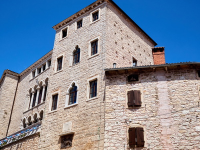 Luxury Bay Villa Porto Bus Microlocation