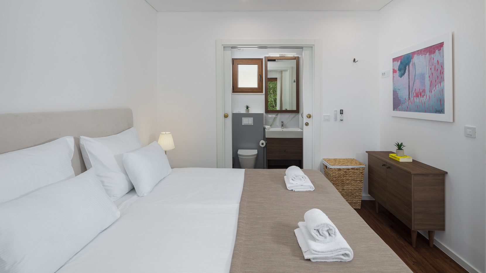 Luxury Bay Villa Porto Bus Bedroom