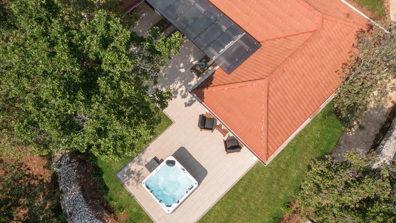 Luxury Bay Villa Porto Bus