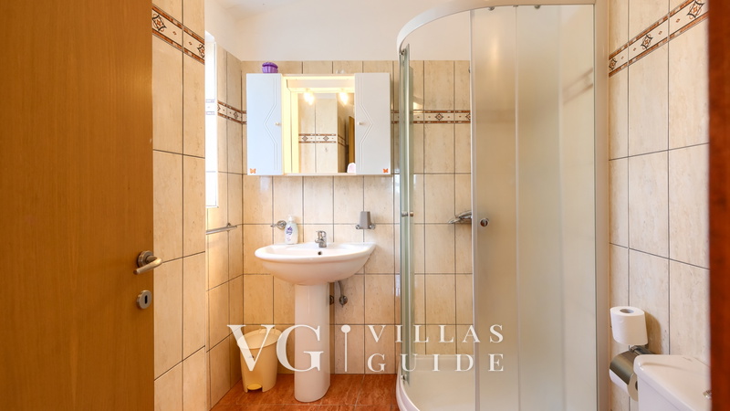 Villa Greis Bathroom
