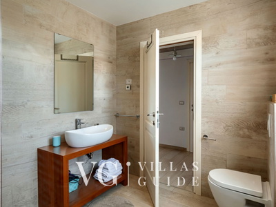 Villa Elizabeta Bathroom