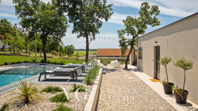 La Casetta Molindrio Garden and property exterior