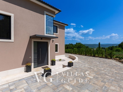 Villa Faloniga Dvorište i vanjski dio objekta