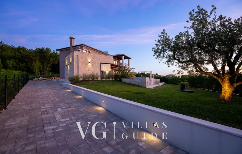 Villa Faloniga Zusatzinhalte