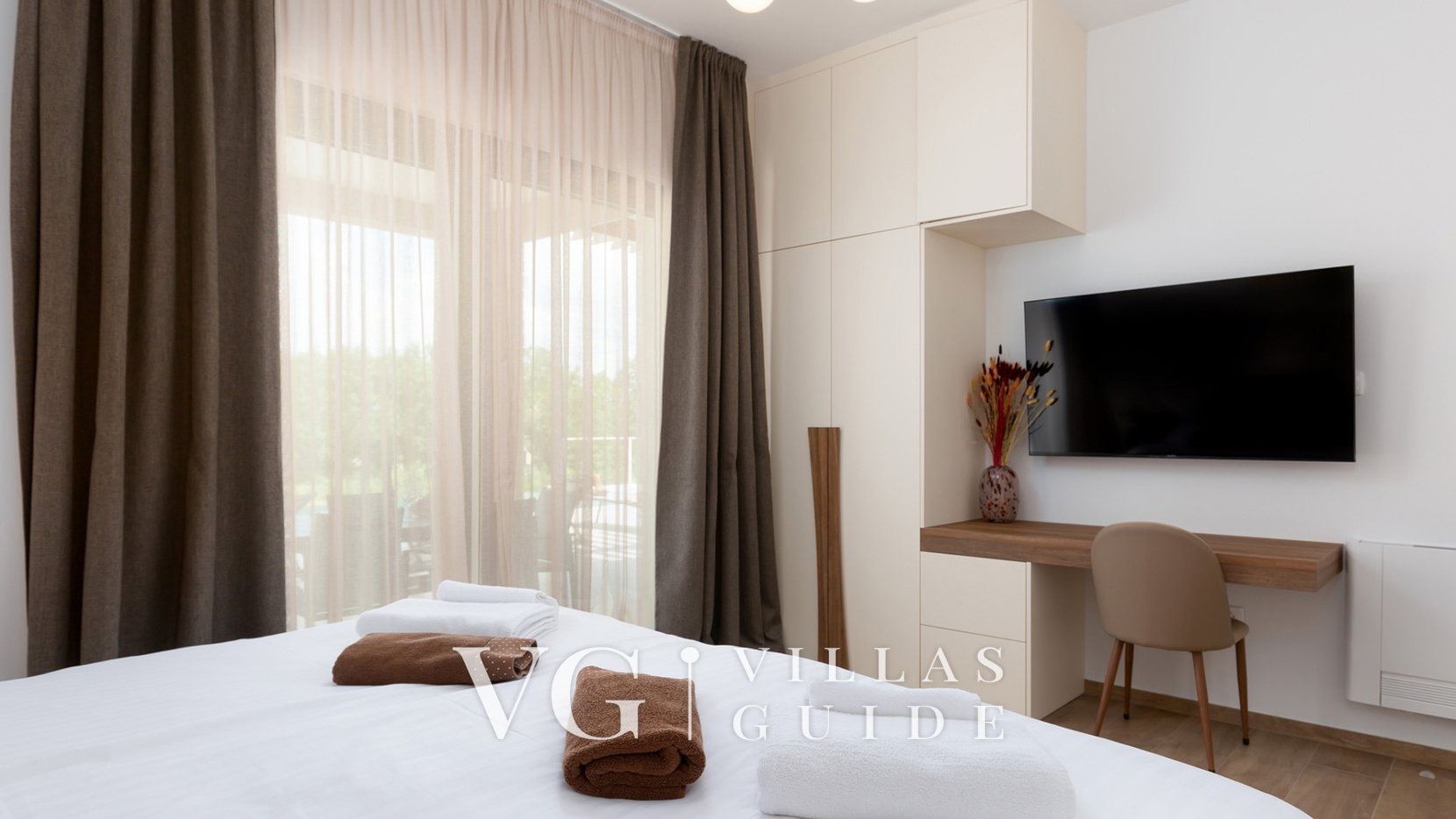 Villa Faloniga Bedroom