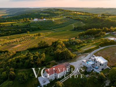 Villa Venta Garden and property exterior