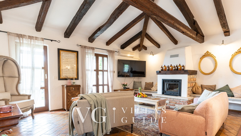 Villa Aryana Living room