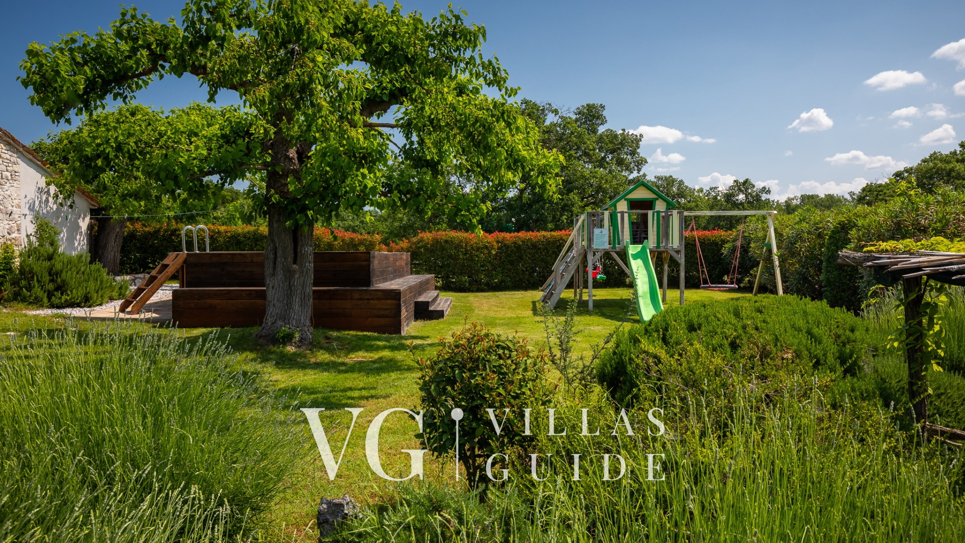 Villa Paradiso Additional content