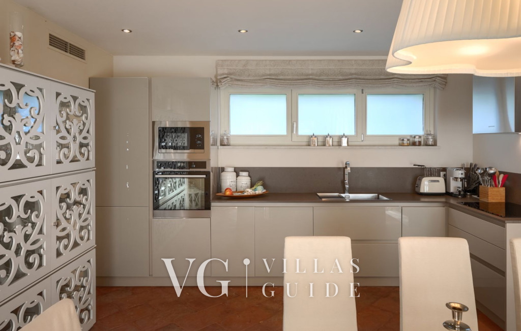 Villa Rafaelle Kuhinja