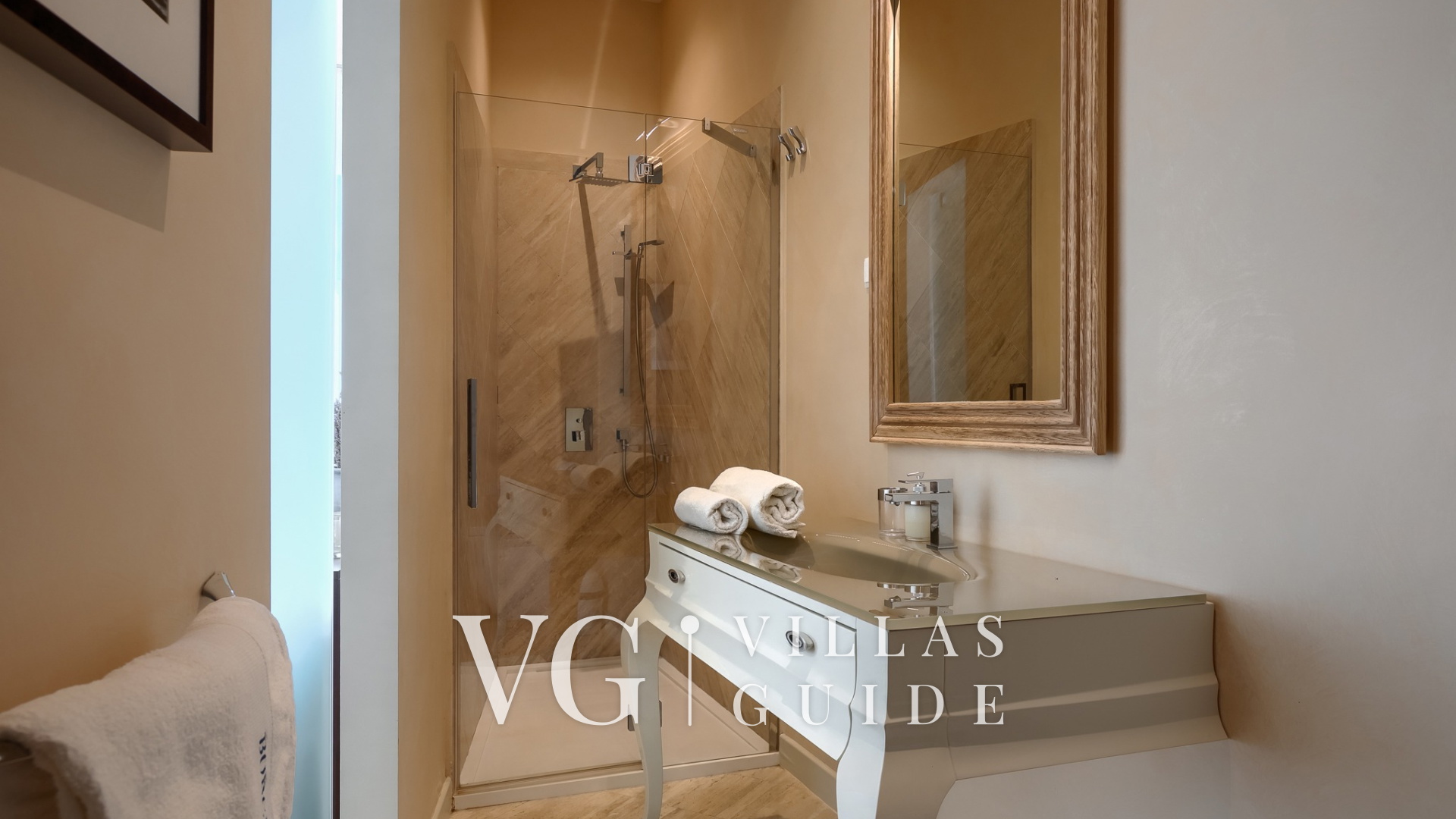 Villa Rafaelle Badezimmer