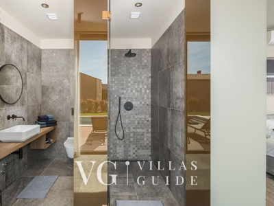 Villa Palmeta Bedroom