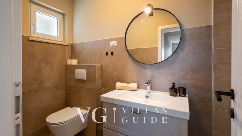 Casa San Vital Bathroom