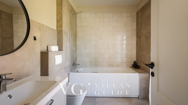 Casa San Vital Bathroom