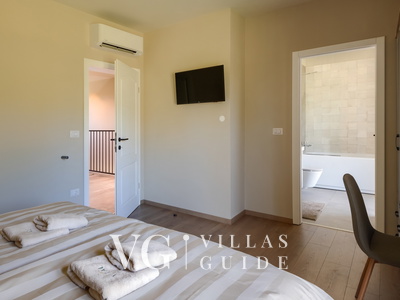 Casa San Vital Bedroom