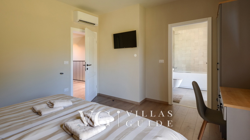 Casa San Vital Bedroom