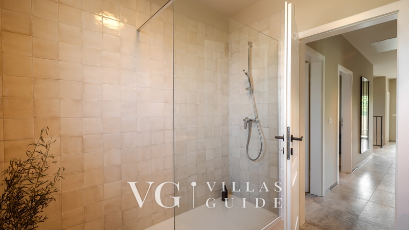 Casa San Vital Bathroom