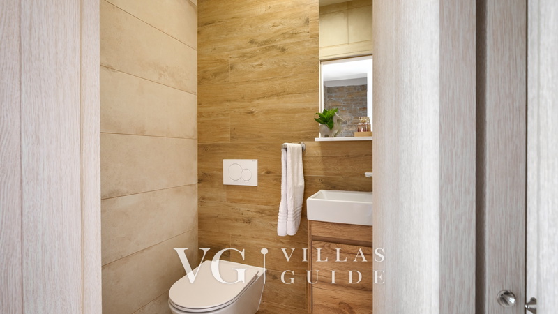 Casa Mavretići Guest toilet