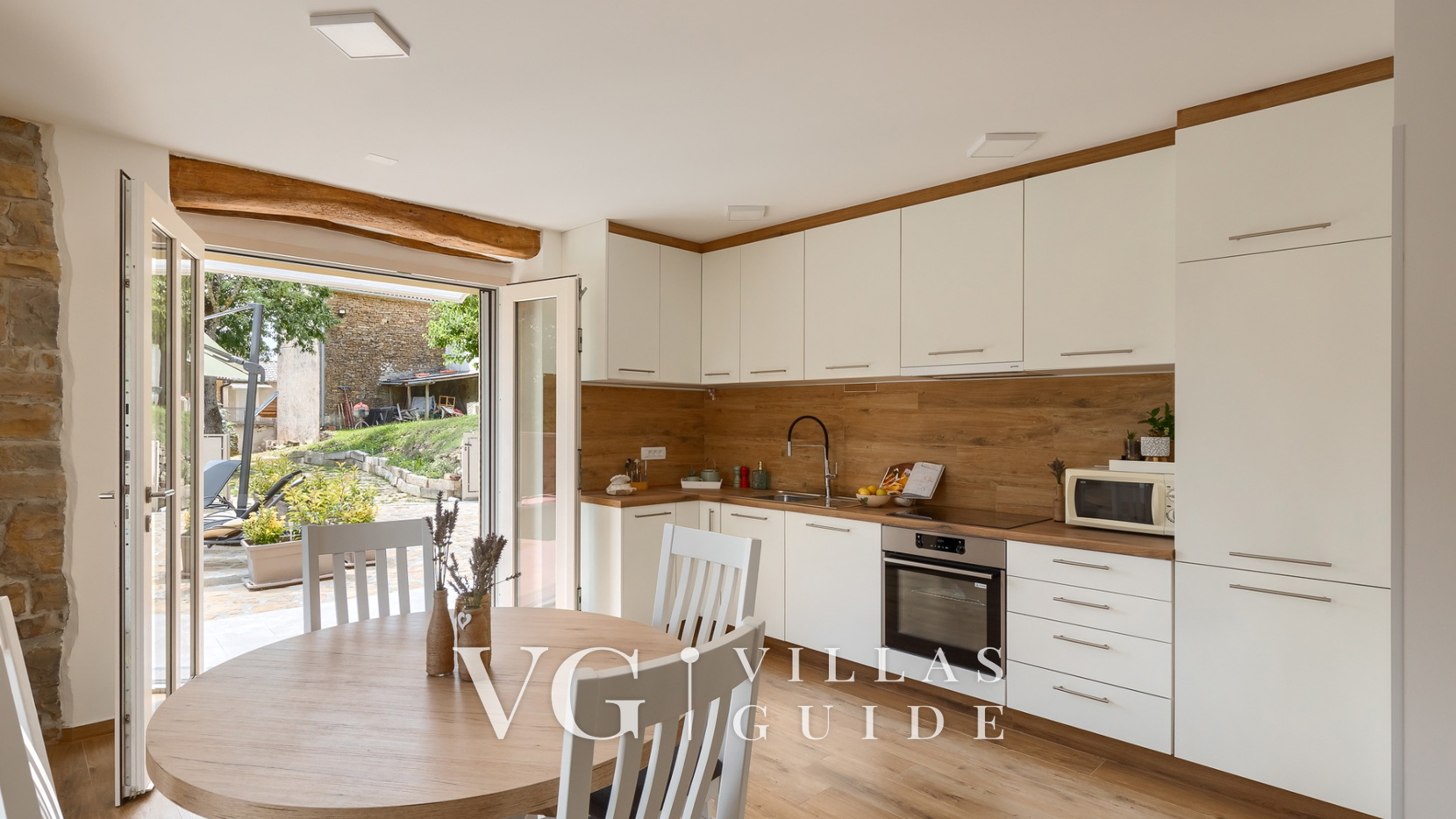 Casa Mavretići Kitchen