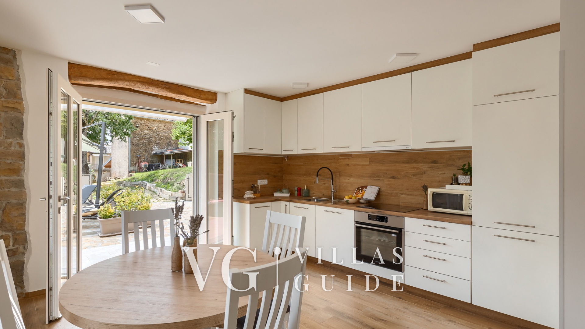 Casa Mavretići Kitchen