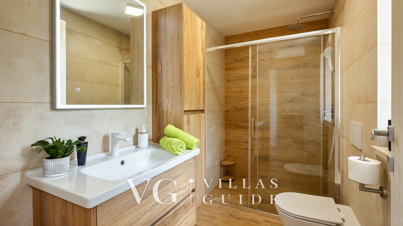 Casa Mavretići Bathroom