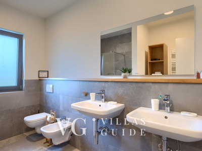 Villa Povetica Bedroom