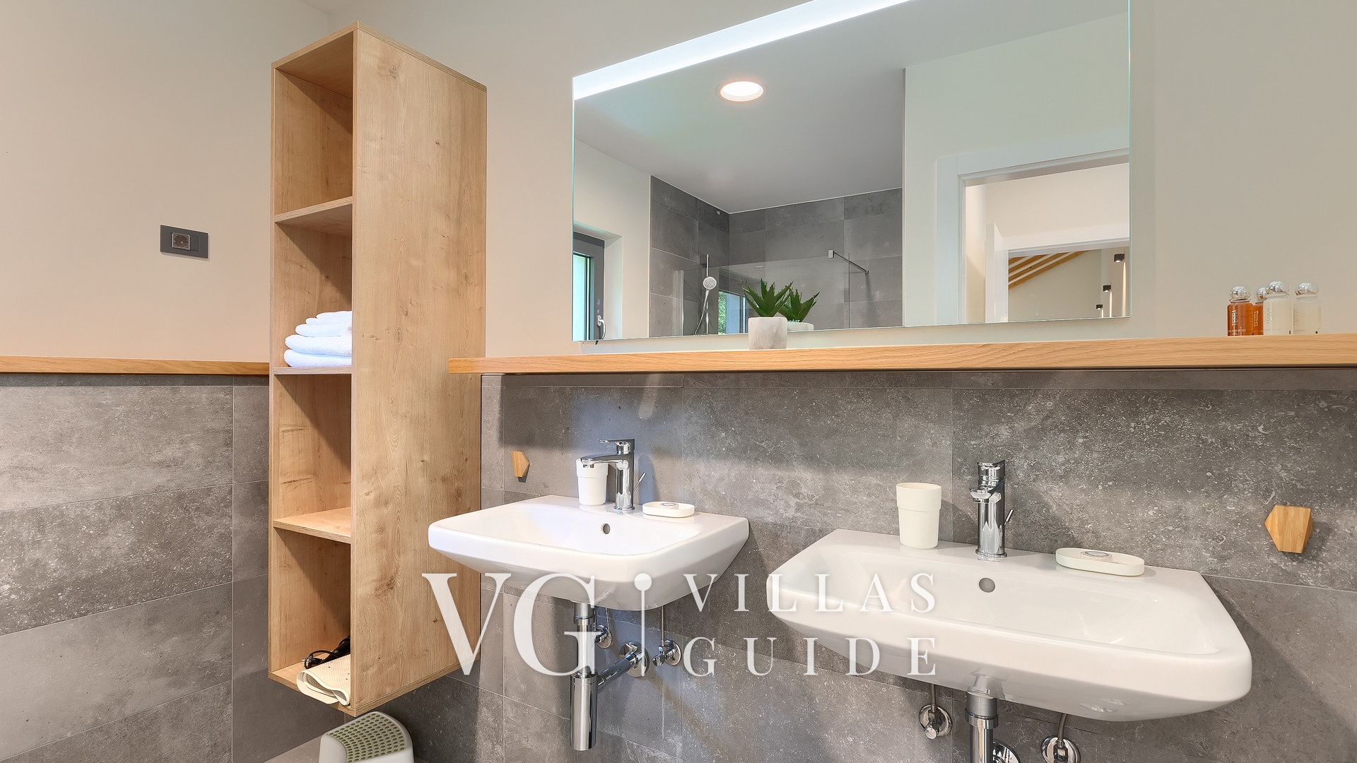 Villa Povetica Bathroom