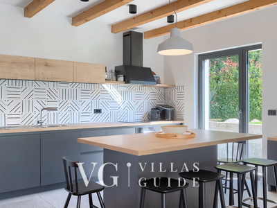 Villa Povetica Kitchen