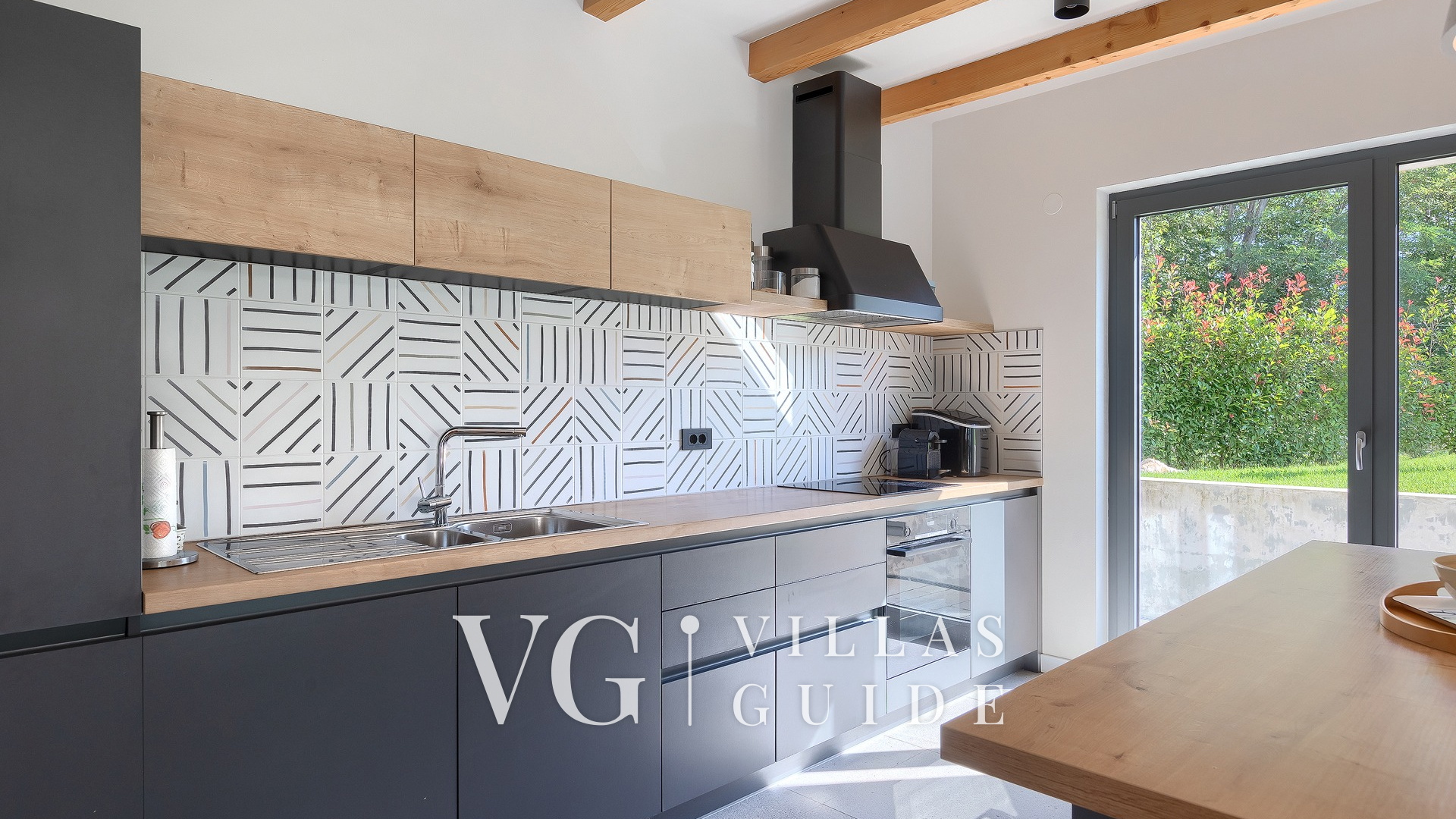 Villa Povetica Kitchen