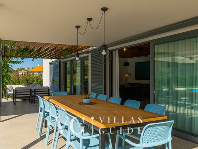 Villa Povetica Additional content