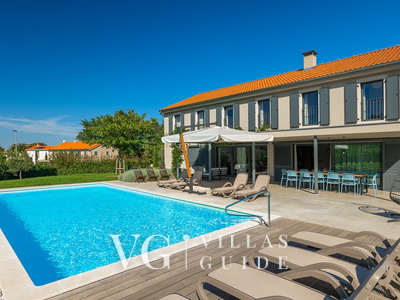 Villa Povetica Kitchen