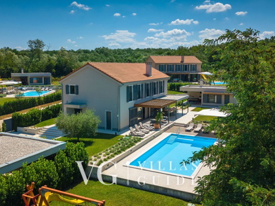 Villa Fritula Garden and property exterior