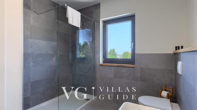 Villa Fritula Bathroom
