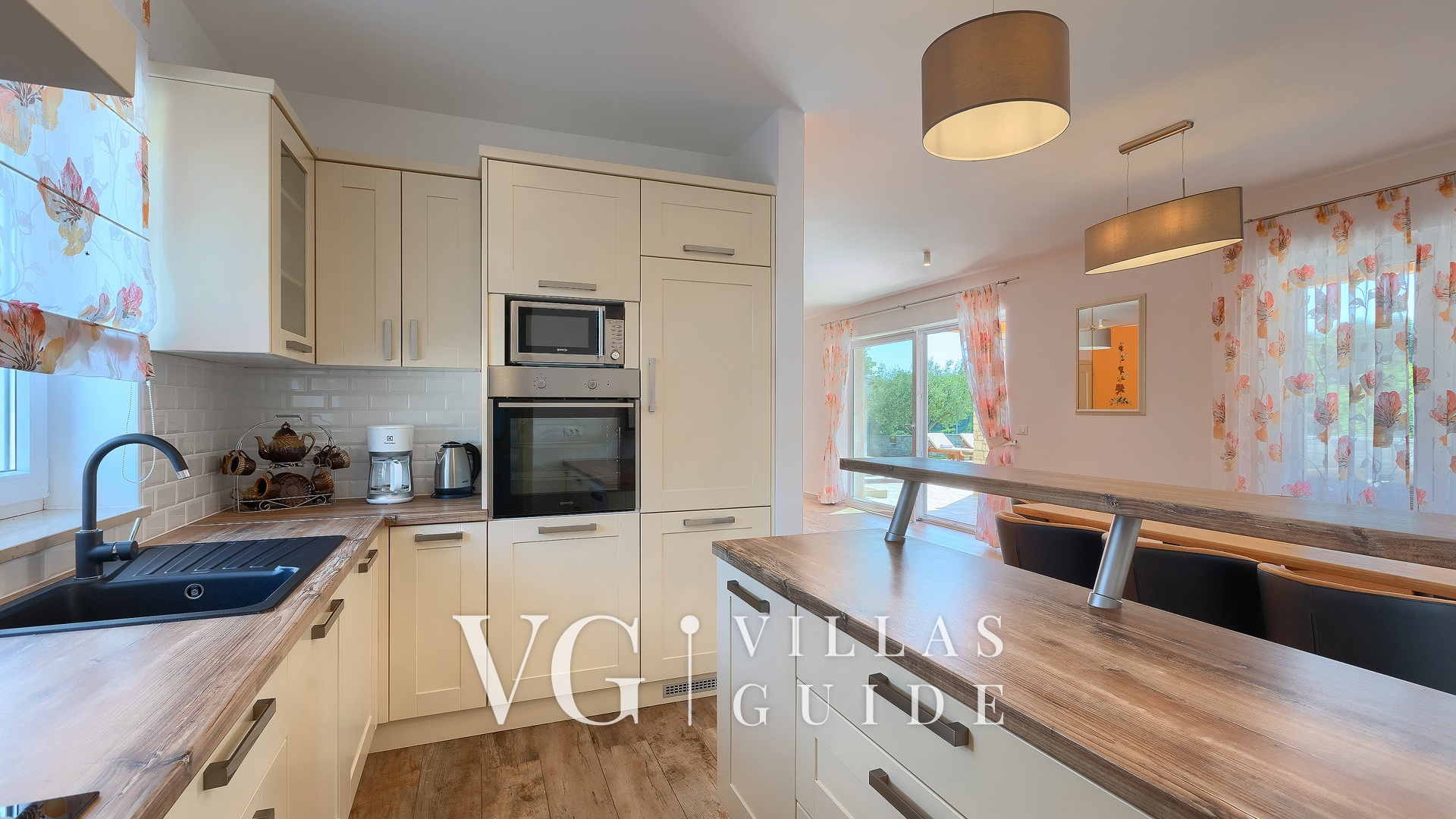 Villa Gardenia Kitchen