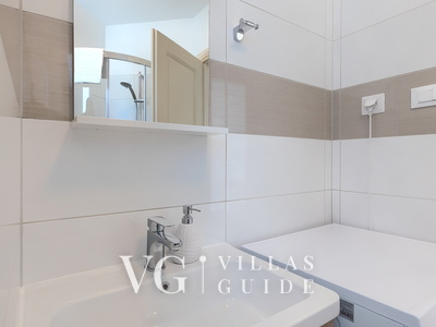 Villa Gardenia Bathroom