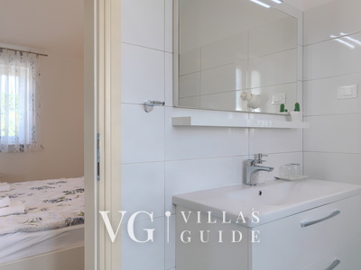 Villa Gardenia Bathroom