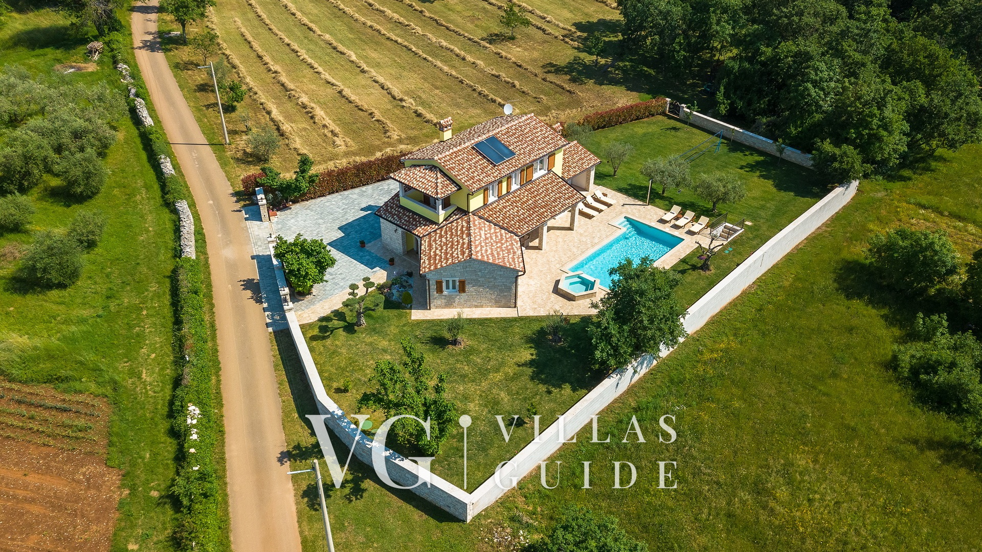 Villa Gardenia Garden and property exterior