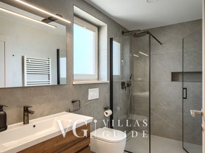 Villa Blagdan Bathroom