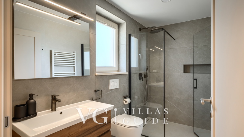 Villa Blagdan Bathroom