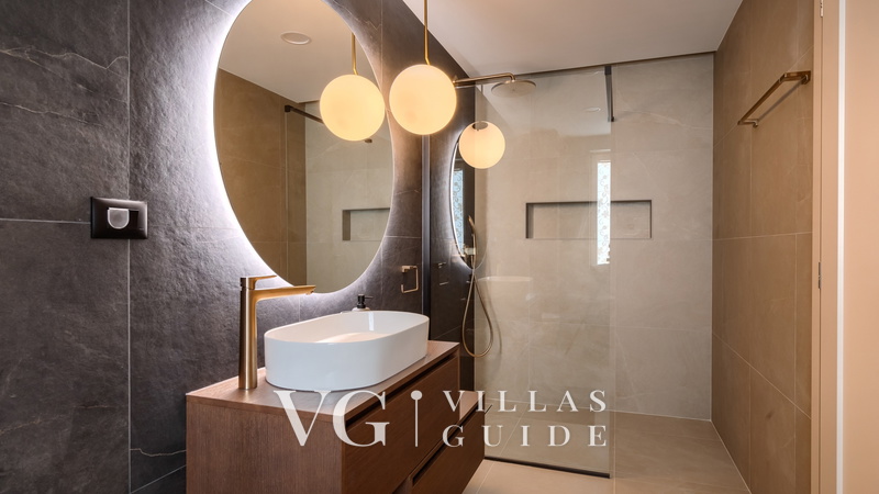 Villa Blagdan Bathroom