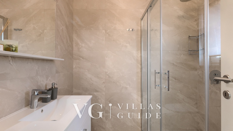 Villa Oliveti Kupaonica