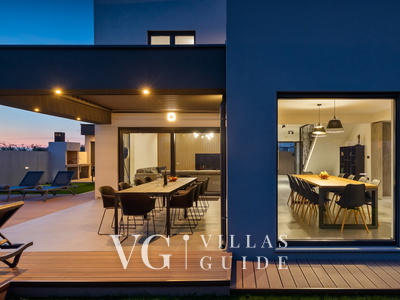 Villa Nea Additional content