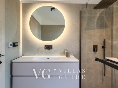 Villa Ava Bathroom