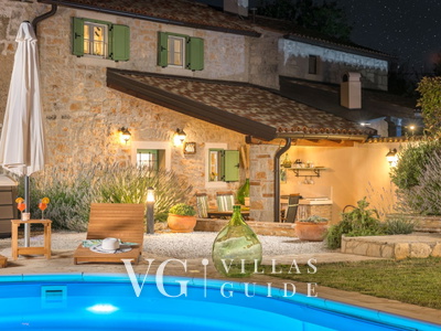 Villa Nonni Garden and property exterior