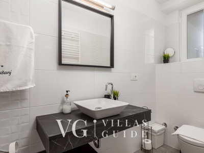 Villa Sušanj Bathroom