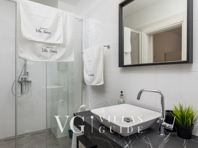 Villa Sušanj Bathroom