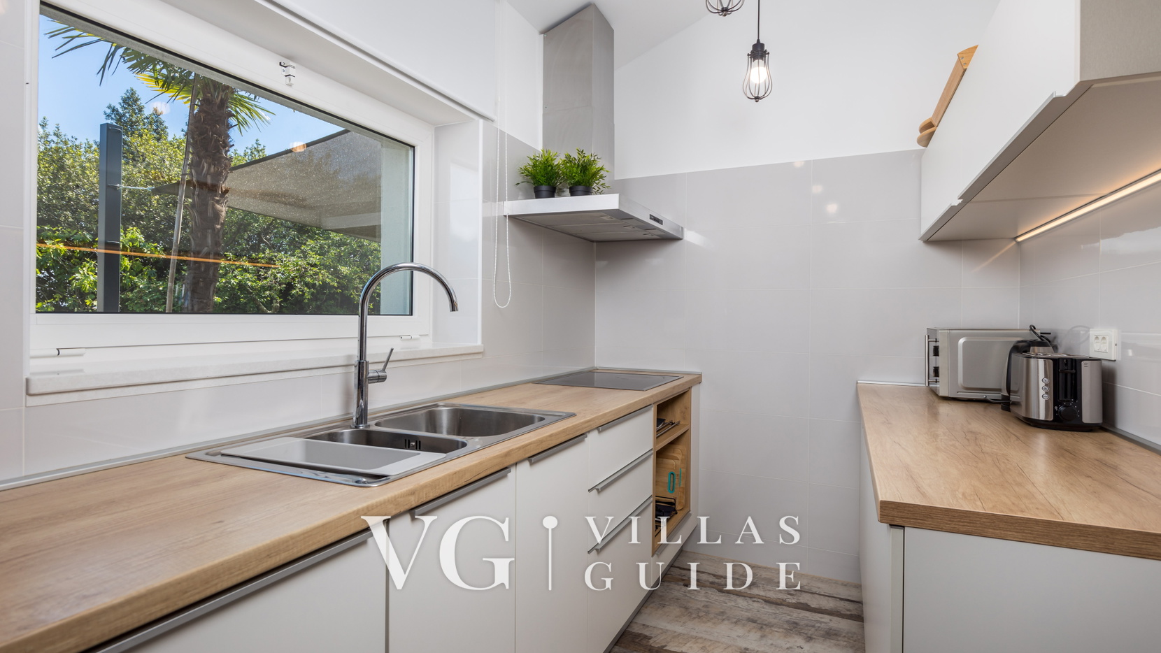 Villa Sušanj Kitchen