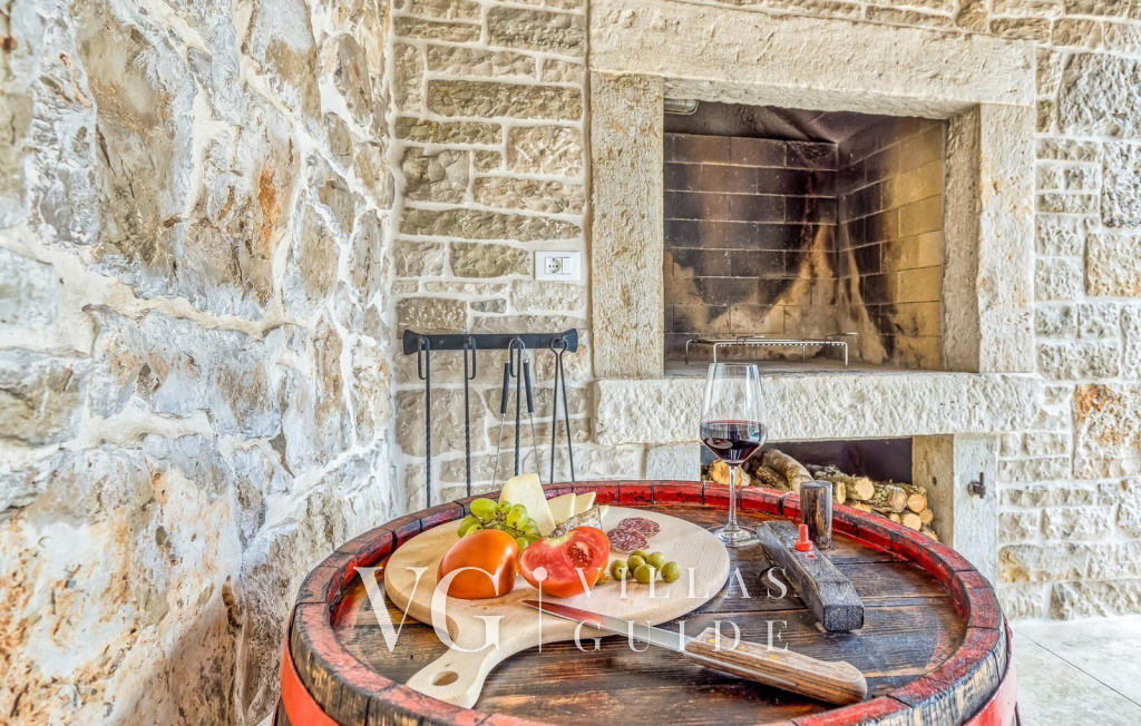 Villa Kata Additional content