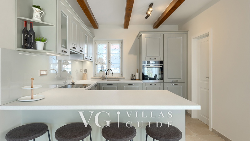 Villa Jurasi Küche
