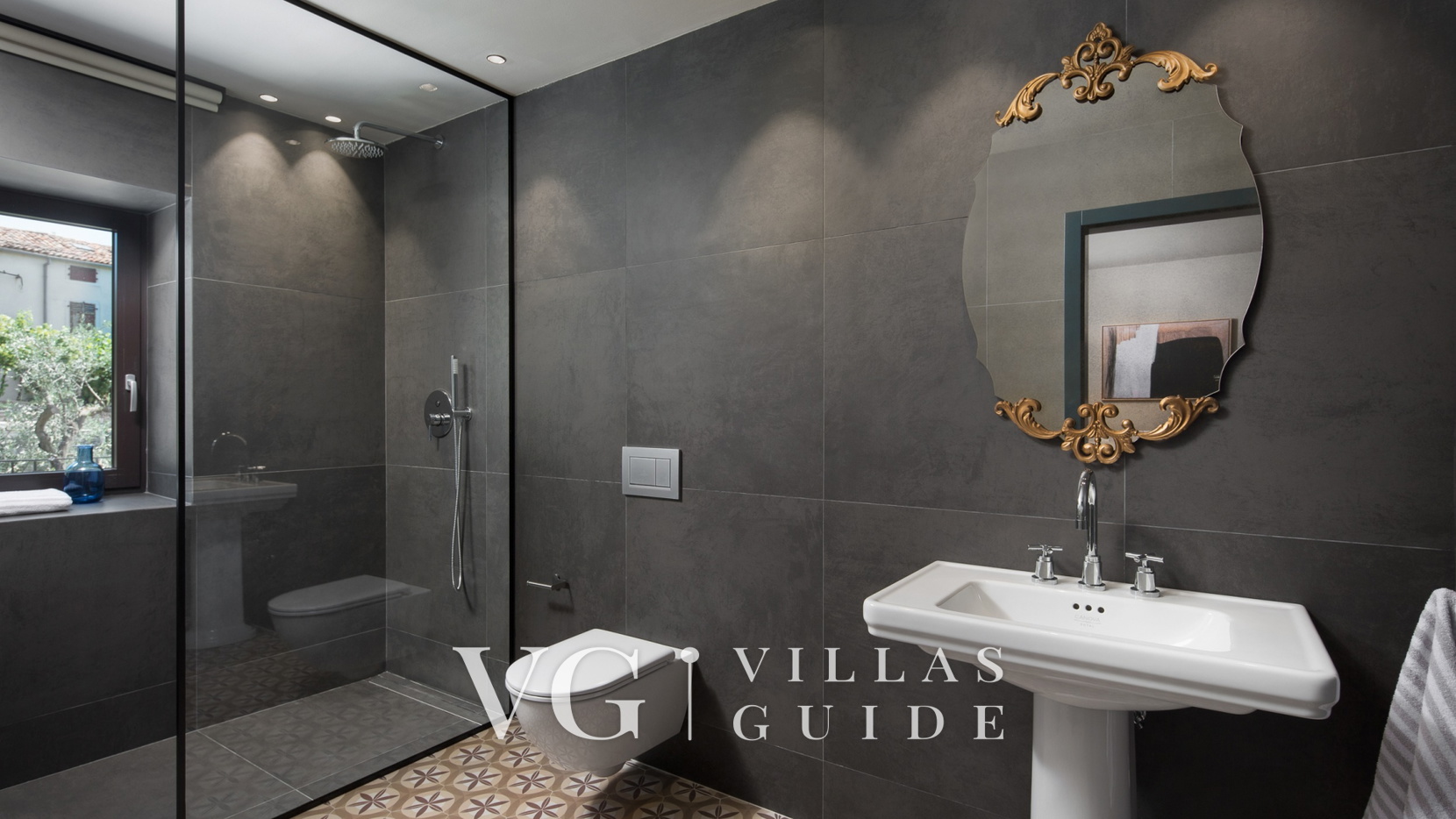 Villa Melon Bathroom