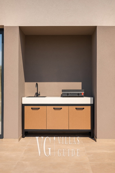 Casa Tia II Additional content